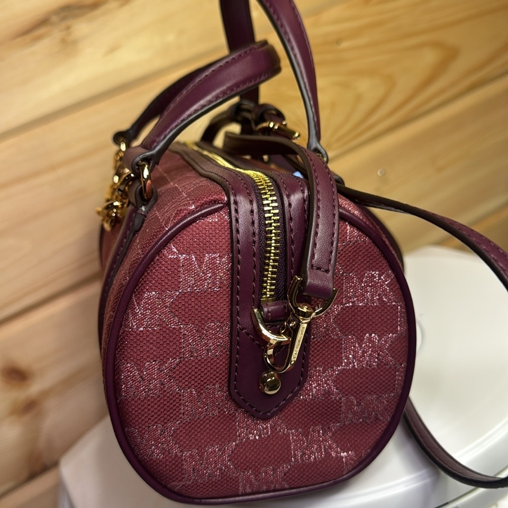 Michael Kors Zooey Medium Barrel Messenger Bag Mulberry Jacquard - Picture 8 of 16